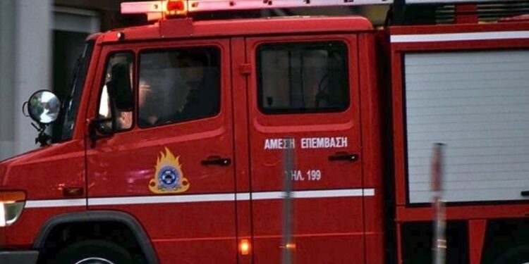 Ηράκλειο: Χωρίς ενεργό μέτωπο η πυρκαγιά στη ΒΙΠΕ – Παραμένουν δυνάμεις της Πυροσβεστικής