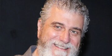 Βλαδίμηρος Κυριακίδης: «Αντιμετωπίζω τον ανταγωνισμό στη δουλειά μου ψύχραιμα και όμορφα»