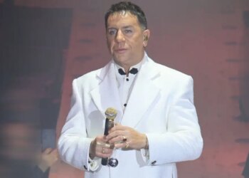 Γιώργος Μαζωνάκης: Ραγίζει καρδιές ο στενός του φίλος, Bob Dimitrov