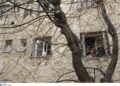 Κυψέλη: Δίδυμα δύο ετών βρέθηκαν μόνα τους σε διαμέρισμα - Συνελήφθη η μητέρα τους - ertnews.gr