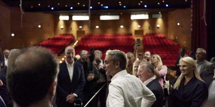 Πιερία: Επίσκεψη του Πρωθυπουργού στο Πολιτιστικό Κέντρο Κατερίνης και στο υπό κατασκευή Μουσικό Γυμνάσιο-Λύκειο - ertnews.gr
