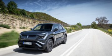 Suzuki: Γιορτή της ηλεκτροκίνησης με test drive, δώρα και εκπλήξεις