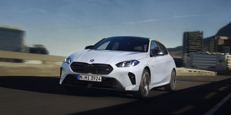 Η BMW 120 M Sport τώρα με προνομιακή τιμή 31.990 ευρώ στη Σπανός ΑΕ
