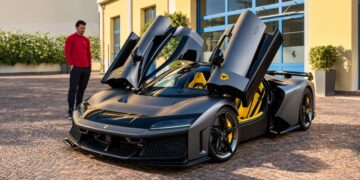 Τα γενέθλια του Ζλάταν έχουν πάντα… Ferrari (+ video)