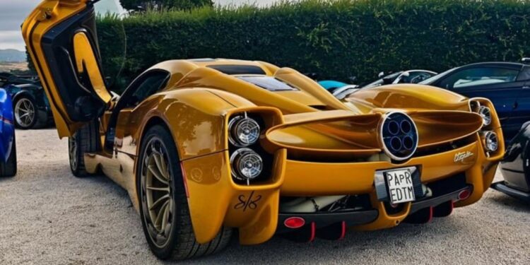 Μια Pagani Utopia βαμμένη με αστρική σκόνη