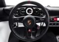 Η Porsche επιστρέφει στα αναλογικά όργανα