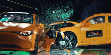 Πόσο ανθεκτική είναι η νέα Mercedes CLA; Οι Γερμανοί δίνουν την απάντηση με ένα viral crash test (+video)