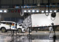 Chery Tiggo 7 εναντίον φορτηγού: Η εταιρεία έκανε live crash test (+video)