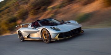 Aston Martin Valhalla Spider: «Ανεμίζει» το μαλλί σου με 1.079 ίππους