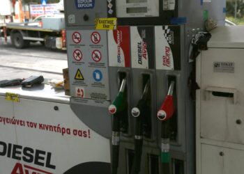Πολιτική αντιπαράθεση για το υψηλό κόστος της ενέργειας