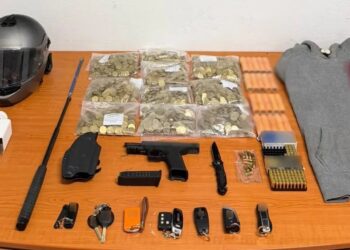 Συνελήφθη 33χρονος για εννέα κλοπές και ληστεία με την απειλή όπλου