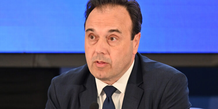 «Δαίδαλος»: Η Ελλάδα γίνεται η 14η χώρα παγκοσμίως, η οποία αποκτά μία τέτοια υποδομή - Τι είπε στο ΕΡΤnews Radio 105,8 ο Υπουργός Ψηφιακής Διακυβέρνησης - ertnews.gr