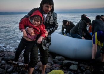 Τι προβλέπει η ελληνική πρόταση για έκτακτο μηχανισμό διαχείρισης μεταναστευτικών κρίσεων με αναστολή ασύλου και άμεσες επιστροφές