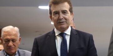 «Η σχέση Ισραήλ-Ελλάδας βασίζεται στην εμπιστοσύνη και τις κοινές αξίες», δήλωσε η πρέσβης του Ισραήλ Πνινάτ Γιανάι μετά τη συνάντηση με τον Μ. Χρυσοχοΐδη