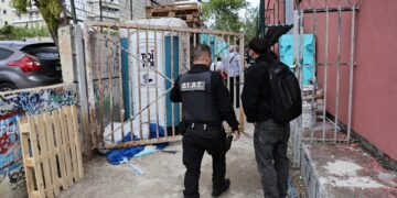 Κλειστή η Γκράβα μέχρι την ολοκλήρωση των ελέγχων για την οσμή αερίου – Με τηλεκπαίδευση τα μαθήματα - ertnews.gr