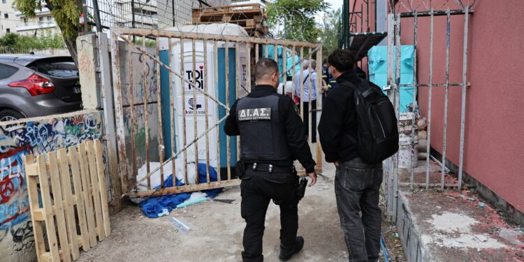 Κλειστή η Γκράβα μέχρι την ολοκλήρωση των ελέγχων για την οσμή αερίου – Με τηλεκπαίδευση τα μαθήματα - ertnews.gr