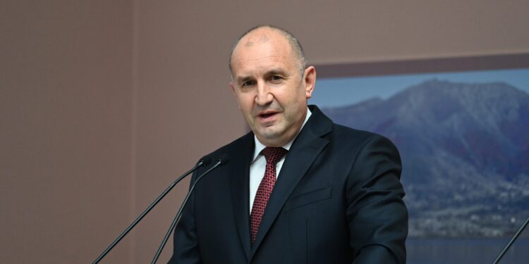 Ράντεφ: «Αν στο παρελθόν ο βασιλιάς Σαμουήλ μας χώριζε, σήμερα μας ενώνει» - ertnews.gr