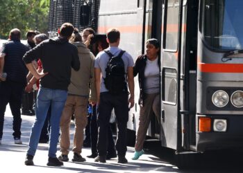 Υπόθεση Καμπούρη: Αναλήψεις άνω των 2 εκατομμυρίων ευρώ και τραπεζικές θυρίδες στο μικροσκόπιο των Αρχών - ertnews.gr
