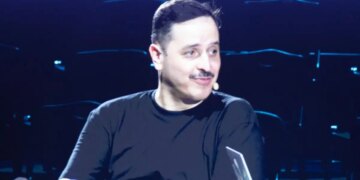 O Αλέξανδρος Τσουβέλας μάγεψε επί 2 βραδιές τη Θεσσαλονίκη
