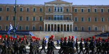 Καιρός: Με βροχές η παρέλαση στην Αθήνα - Τι προβλέπεται για τη Θεσσαλονίκη - ertnews.gr
