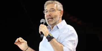 Ο Θοδωρής Αθερίδης σχετικά με τη δήλωσή του για τη γιατρό της Καρνεάδου: «Προκάλεσα άθελα μου φασαρία»