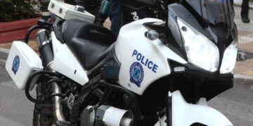 Σαρωνίδα: Συνελήφθη 44χρονος για ανθρωποκτονία που είχε διαπράξει το 2003