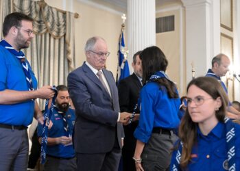 Ο Κωνσταντίνος Τασούλας απένειμε τα ειδικά διακριτικά και τα τιμητικά μαντήλια του Προσκόπου του Έθνους, σε 150 Ανιχνεύτριες και Ανιχνευτές