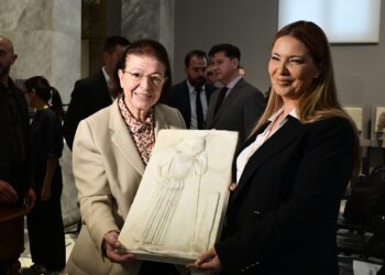Είκοσι δύο ελληνικές αρχαιότητες επέστρεψαν από το Ισραήλ - Μενδώνη: «Η προστασία της πολιτιστικής κληρονομιάς προϋποθέτει διεθνή συνεργασία»