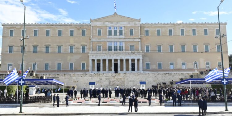Τα μηνύματα των κομμάτων για την 28η Οκτωβρίου