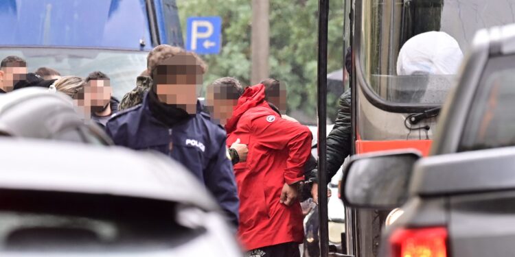 Υπόθεση «Χωριάτικο»: Ολοκλήρωσε την απολογία του ο Άγγελος Γιαννακόπουλος - Βαρύ το κατηγορητήριο για τους συλληφθέντες - ertnews.gr