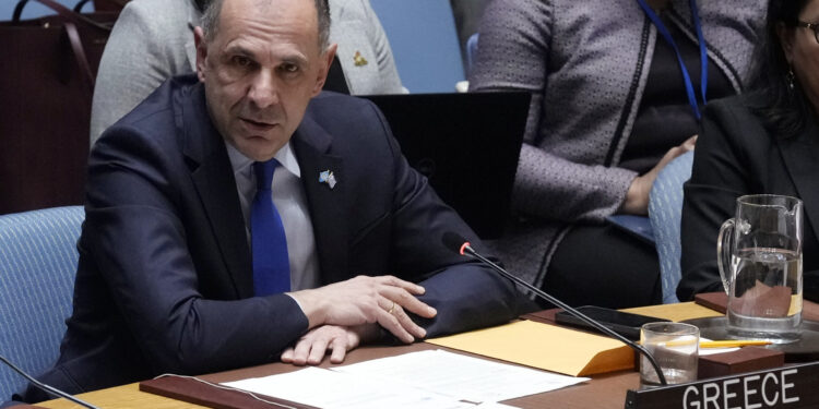 Γεραπετρίτης από την Αστόρια: «Η Ελλάδα θα παραμείνει μεγάλη» – Τι σχεδιάζει για το τουρκολιβυκό μνημόνιο στον ΟΗΕ - ertnews.gr