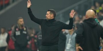 Κρίσταλ Πάλας: Στην πόρτα της εξόδου ο Σαζ, Ντάις και Φρανκ για τη θέση στον πάγκο - www.ertsports.gr