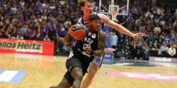 Με κορυφαίο το Φόστερ έκανε το 5/5 ο ΠΑΟΚ - www.ertsports.gr