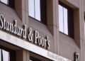 S&P: Επιβεβαίωσε το ελληνικό αξιόχρεο στη βαθμίδα ΒΒΒ με σταθερές προοπτικές