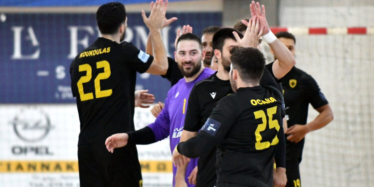 Η ΑΕΚ την νίκη, ο Διομήδης την αντίσταση - www.ertsports.gr