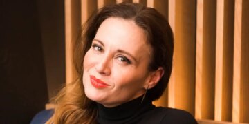 Αγγελική Λάμπρη: «Όταν χώρισα δεν είχα δουλειά, έπρεπε να κάνω το σπίτι μου Airbnb για να “τη βγάλω”»