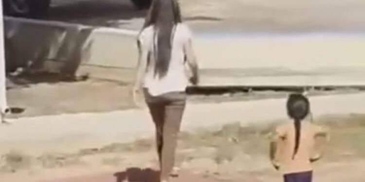 Εκπρόσωπος ΔΟΕ στο ΕΡΤnews: «Εκτός ορίων η συνάδελφος στα Άνω Λιόσια- Πρέπει να προστατευτεί η σχολική κοινότητα, η βία είναι ανεπίτρεπτη»