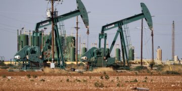 Καύσιμα: Νέα μέτρα για πετρέλαιο θέρμανσης - Εξετάζεται η παράταση της επιδότησης στο πετρέλαιο κίνησης