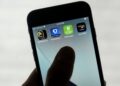 Πιερρακάκης: Μηνύσεις σε 18 influencers για προώθηση παράνομου τζόγου - Στη «μαύρη λίστα» 15.000 ιστότοποι
