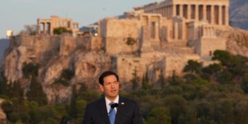 Live η ομιλία του Μάρκο Ρούμπιο στην Πνύκα - ertnews.gr