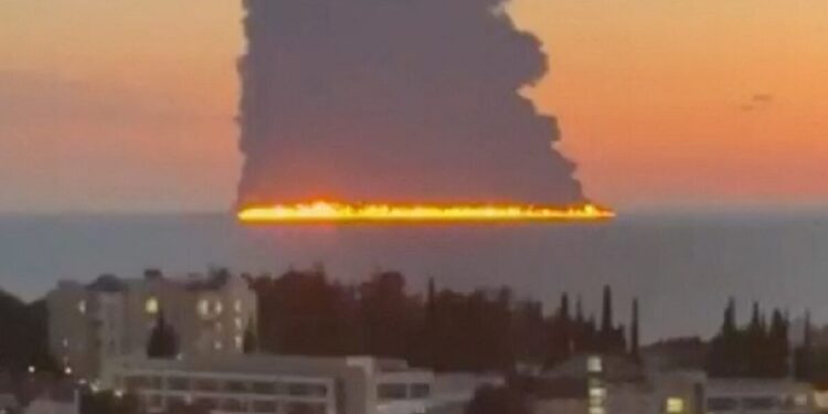 Το ΝΑΤΟ ενισχύει την επιτήρηση στη Μαύρη Θάλασσα μετά τις επιθέσεις σε πλοία