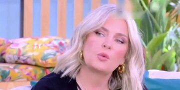 Ελισάβετ Μουτάφη: «Ο γιος μου θυμάται εικόνες από το παρελθόν του, ξέρει τα πάντα»