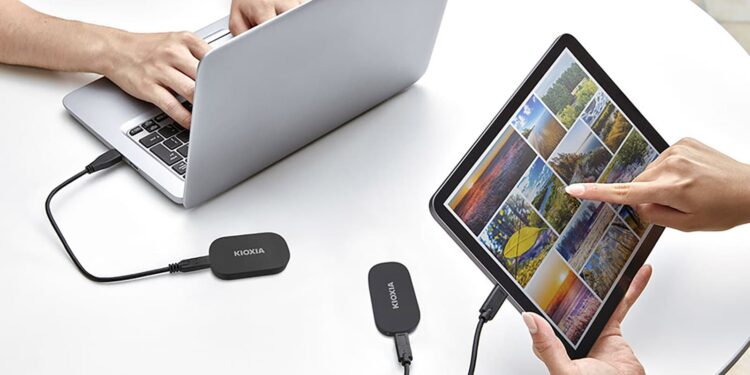 exceria plus g2 portable ssd