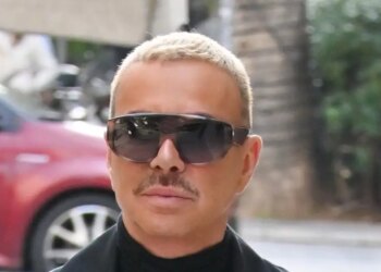 Λάκης Γαβαλάς για Άννα Βίσση: Υπάρχει πρόβλημα μεταξύ μας, συγγνώμη αν τάραξα το fan club της