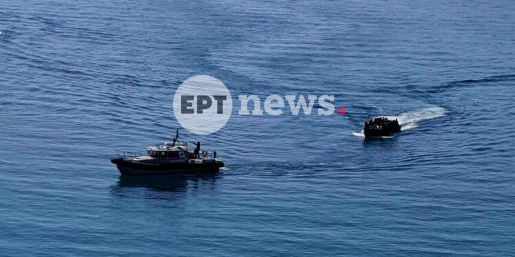 Νέες καραβιές μεταναστών στα νότια της Κρήτης – 102 άτομα περισυνέλλεξε το Λιμενικό το πρωί της Παρασκευής