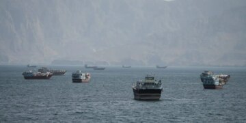 Εκρήξεις στον Κόλπο του Άντεν στην Υεμένη: Ασφαλές το πλήρωμα σε δεξαμενόπλοιο