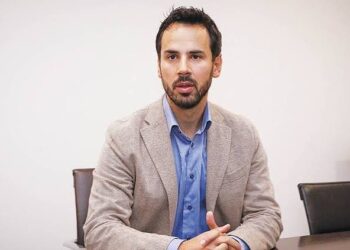 Νίκος Ρωμανός στο ΕΡΤnews Radio 105,8: Στόχος μας η αυτοδυναμία – Ο Πρωθυπουργός δεν έθεσε κανέναν πήχη