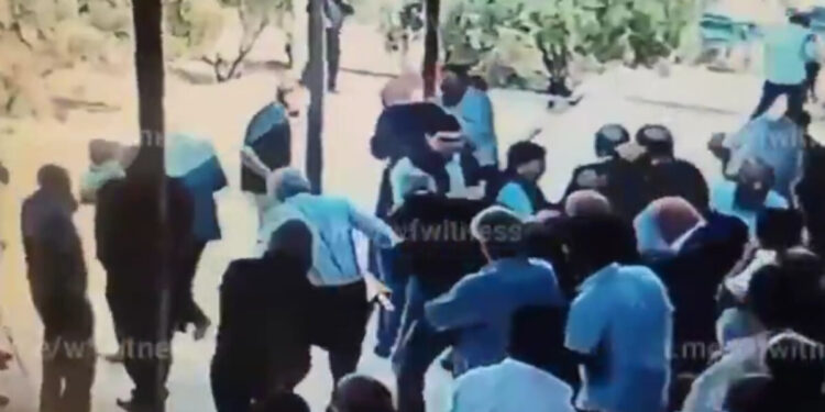 Ιορδανία: Βίντεο ντοκουμέντο από το μακελειό σε ελληνορθόδοξη εκκλησία - Οι πιστοί έτρεχαν πανικόβλητοι