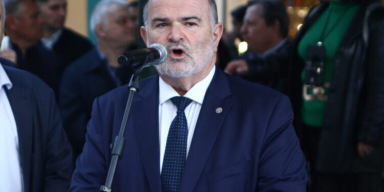 Οι κίνδυνοι του franchise για τις μικρές επιχειρήσεις – Τι είπε στο ΕΡΤnews Radio 105,8 ο Πρόεδρος της ΓΣΕΒΕΕ, Γιώργος Καββαθάς