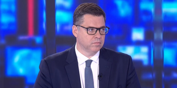 Κοντογεώργης στο ΕΡΤnews: Κάθε 15 ημέρες οι παρεμβάσεις στα καύσιμα, «όπου κρυώνουν περισσότερο, θα πάρουν περισσότερα» – Τι είπε για τις τιμές στα τρόφιμα